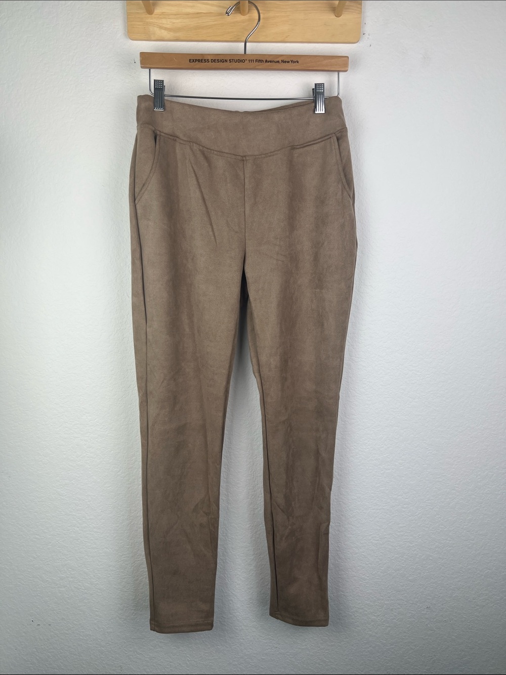a new day Soft Faux Suede Taupe Skinny Ponte Pull-On Pants size medium